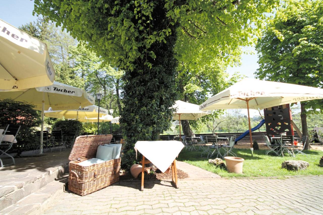Landgasthof Blaue Traube Burgthann Екстериор снимка